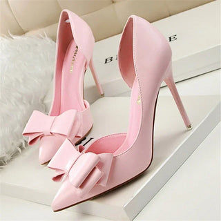 INGE | Elegante pumps met strikaccent en spitse neus