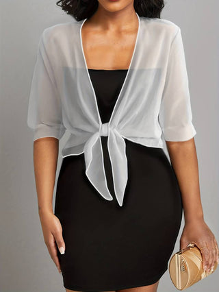 ANCILLA | Lichte Voorjaarsblouse met Open Ontwerp