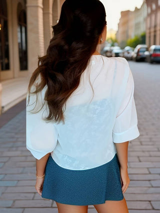 ANCILLA | Lichte Voorjaarsblouse met Open Ontwerp